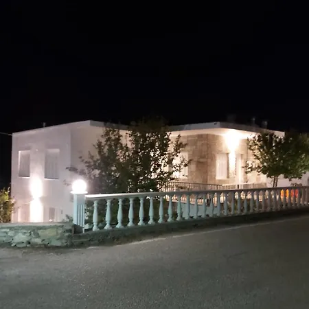 Dandelion Paros Iii-iv Apartman