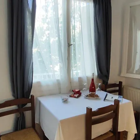 Apartament Dandelion Paros Iii-iv *