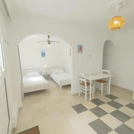 Dandelion Paros Iii شقة