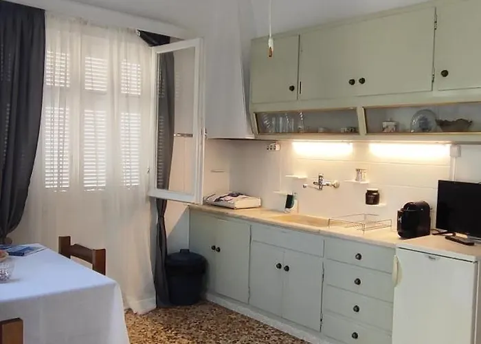 Dandelion Paros Iii-iv